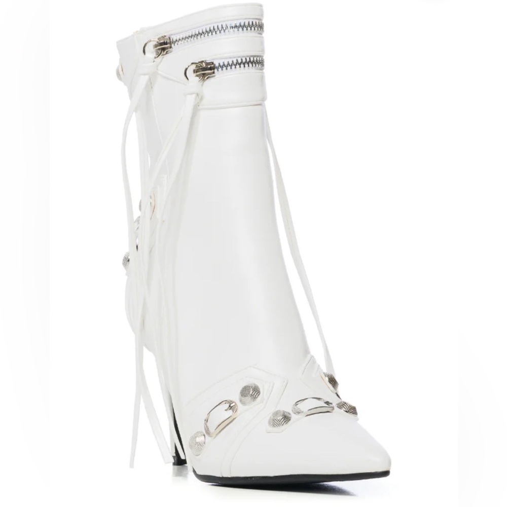 Brooklyn Bootie in White 🤍